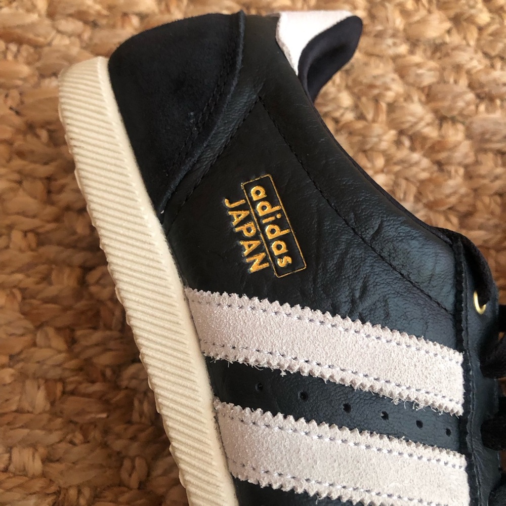 New: adidas Japan Sneakers. Size 9 - Picture 10 of 16